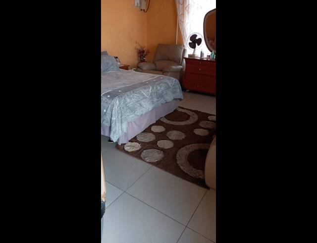 1 BEDROOM HOUSE FOR SALE IN ITSOSENG